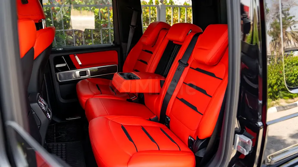 BRAND NEW G63 2025 black | RED INTERIOR | FULL OPTION - Image 8
