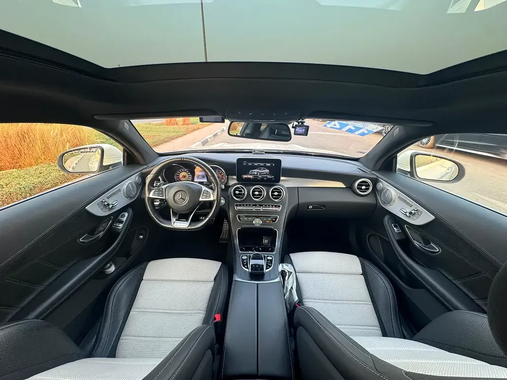 MERCEDES C63 COUPE 2017 4.5 GRADE FRESH JAPAN IMPORT - Image 16