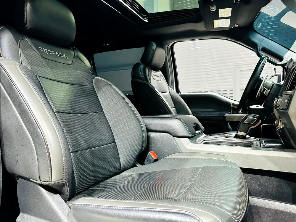 Ford F150/Raptor 2019/Clean Title/Canadian Spec - Image 12