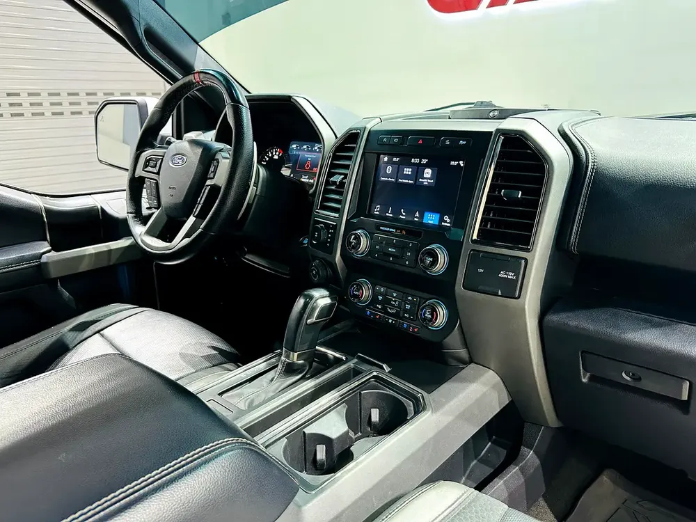 Ford F150/Raptor 2019/Clean Title/Canadian Spec - Image 13