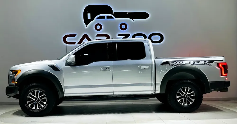 Ford F150/Raptor 2019/Clean Title/Canadian Spec - Image 4