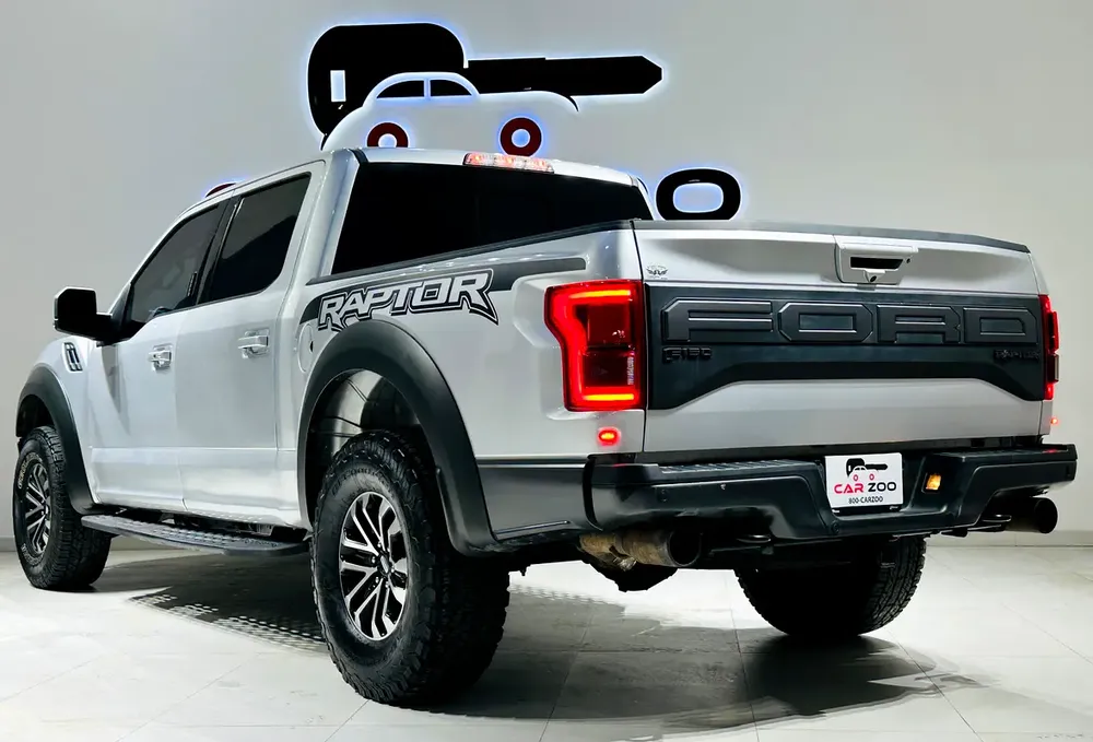 Ford F150/Raptor 2019/Clean Title/Canadian Spec - Image 6