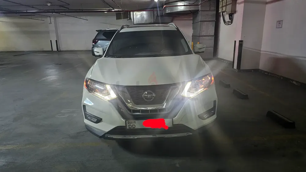 Nissan Rogue SV 2018 full option - Image 4