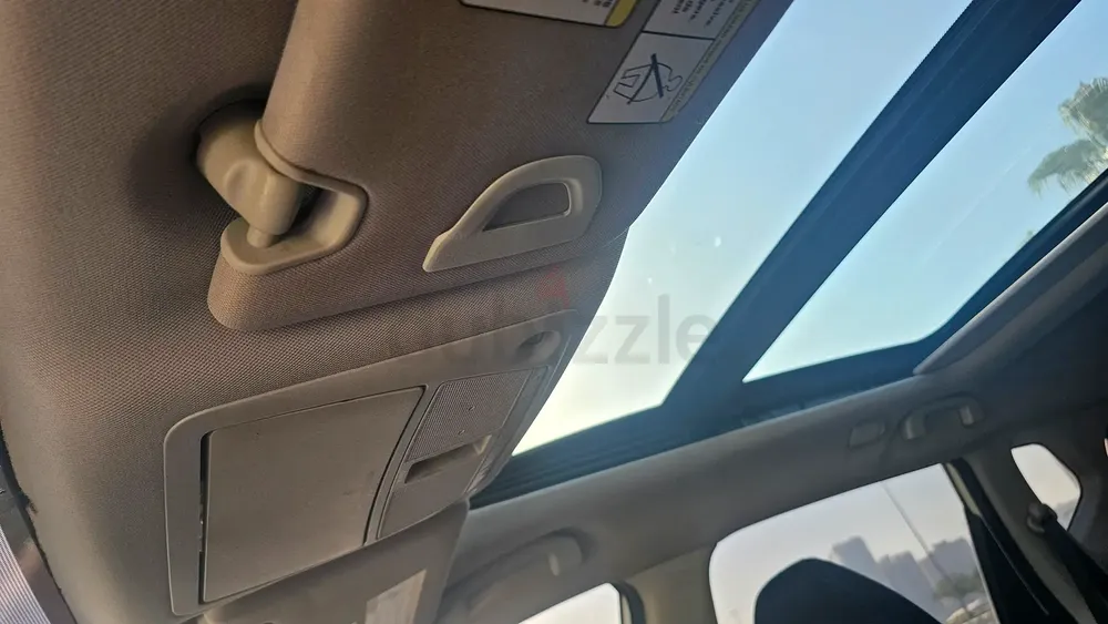 Nissan Rogue SV 2018 full option - Image 9