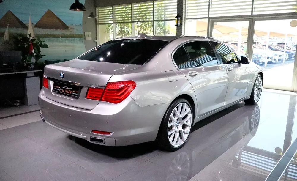 Executive Package . GCC Specs . High Option . Excellent Condition - Image 6
