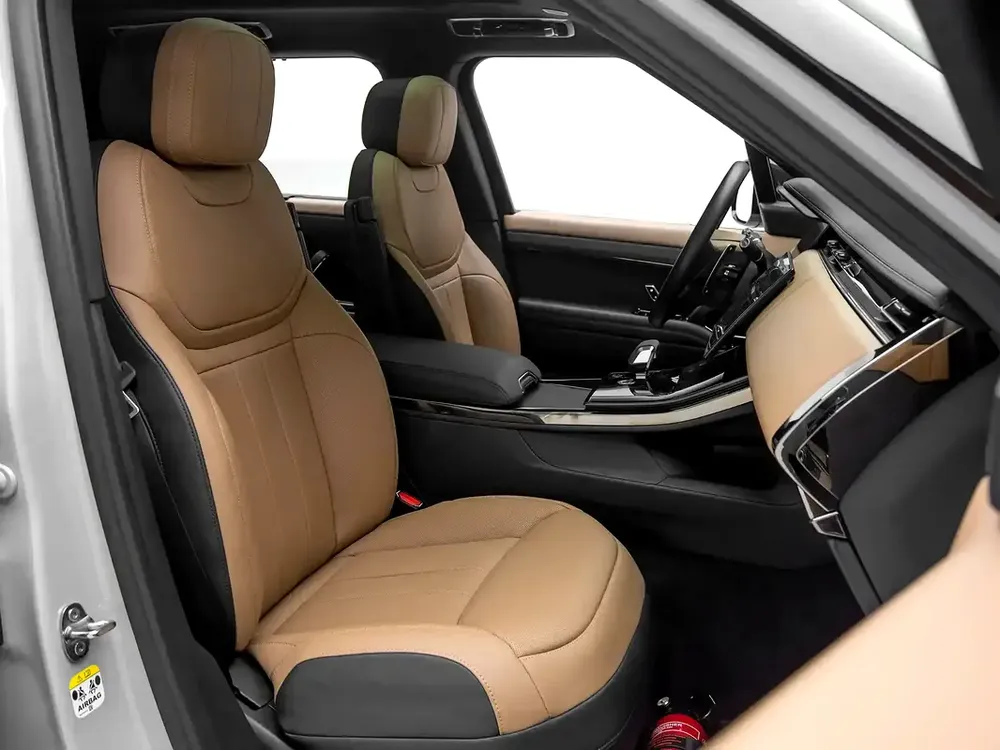 2024 | Range Rover | Sport | Dynamic HSE P400 | GCC Spec | With Al Tayer Warranty  Service Contract - Image 11
