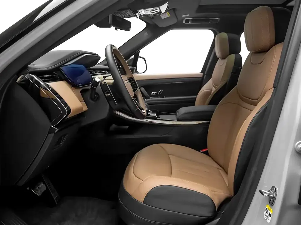 2024 | Range Rover | Sport | Dynamic HSE P400 | GCC Spec | With Al Tayer Warranty  Service Contract - Image 9