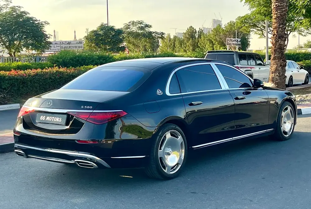 2023 Mercedes-Maybach S-Class S580 GCC Specs - Image 4
