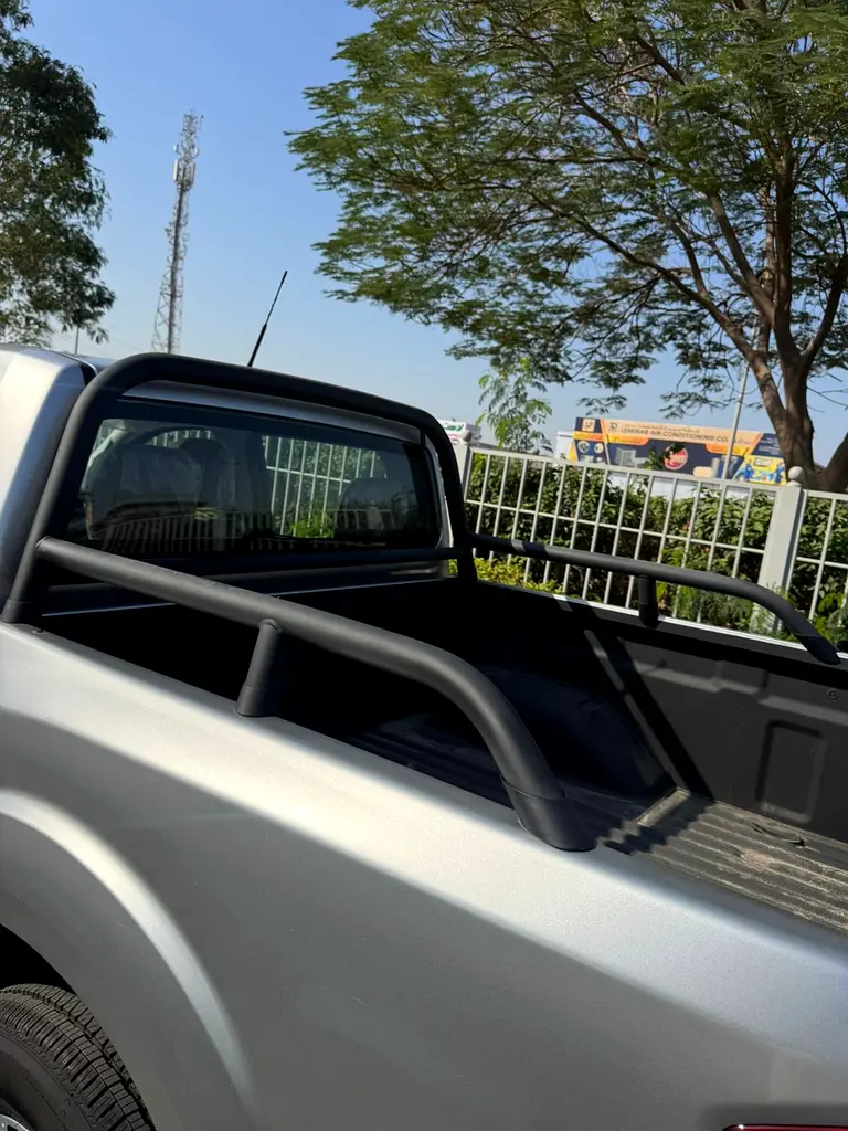 Nissan Navara - Image 7