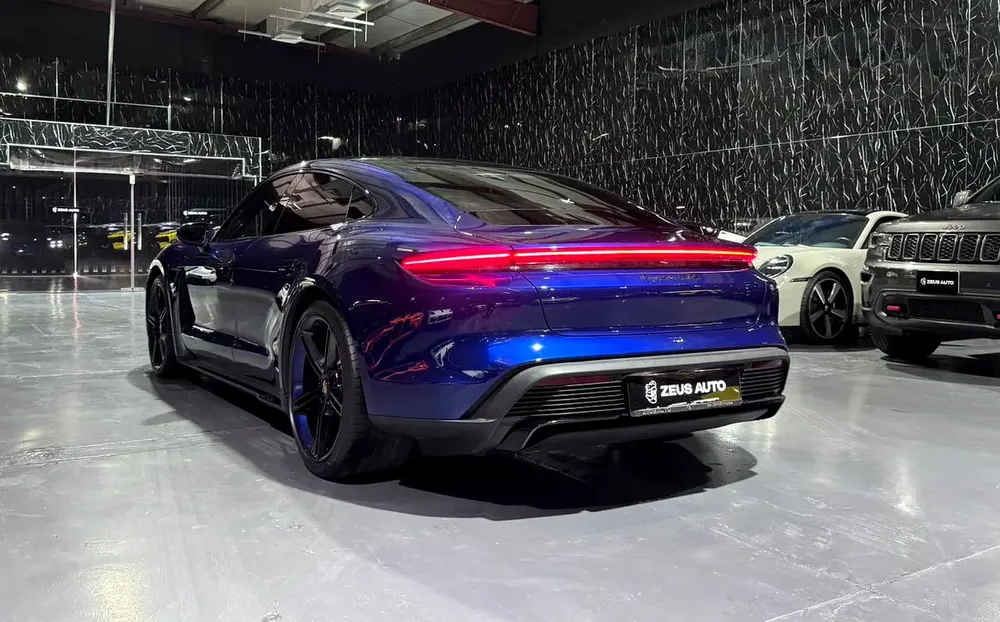 2023 Porsche Taycan GTS - GCC Specs - Image 5
