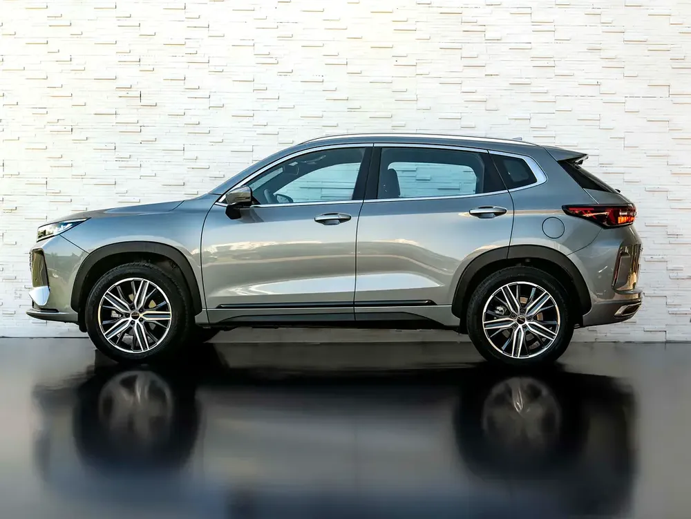 0% DOWN PAYMENT | THE MAY ADVANTAGE | RELIABLE DAILY | EXEED LX LUXURY | WARRANTY - Image 5