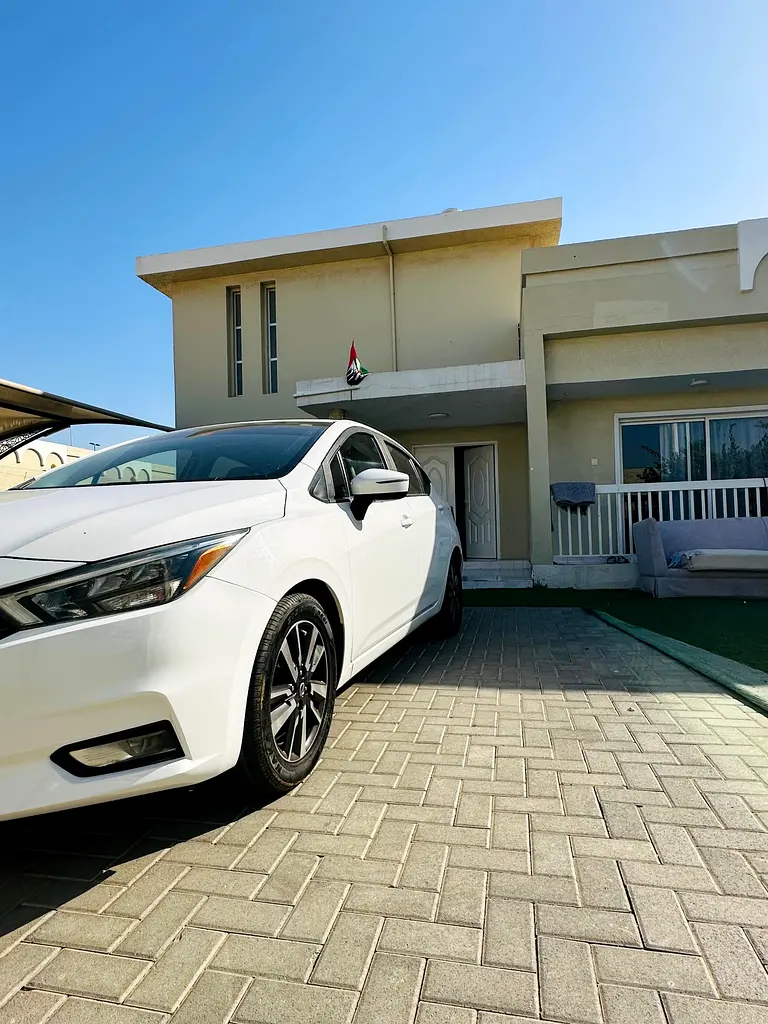 Nissan Sunny SV 2020 - GCC Specs PERSONAL USED ACCIDENT FREE FULL OPTION - Image 5