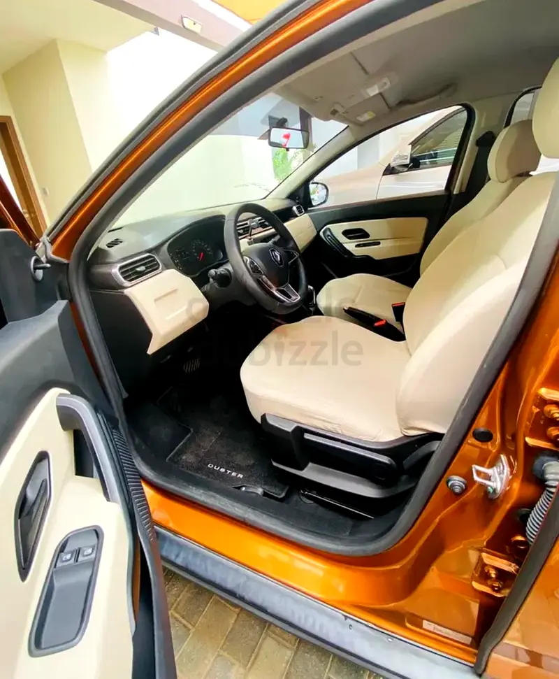 Renault duster 2020 Gcc family used car no accident - Image 10