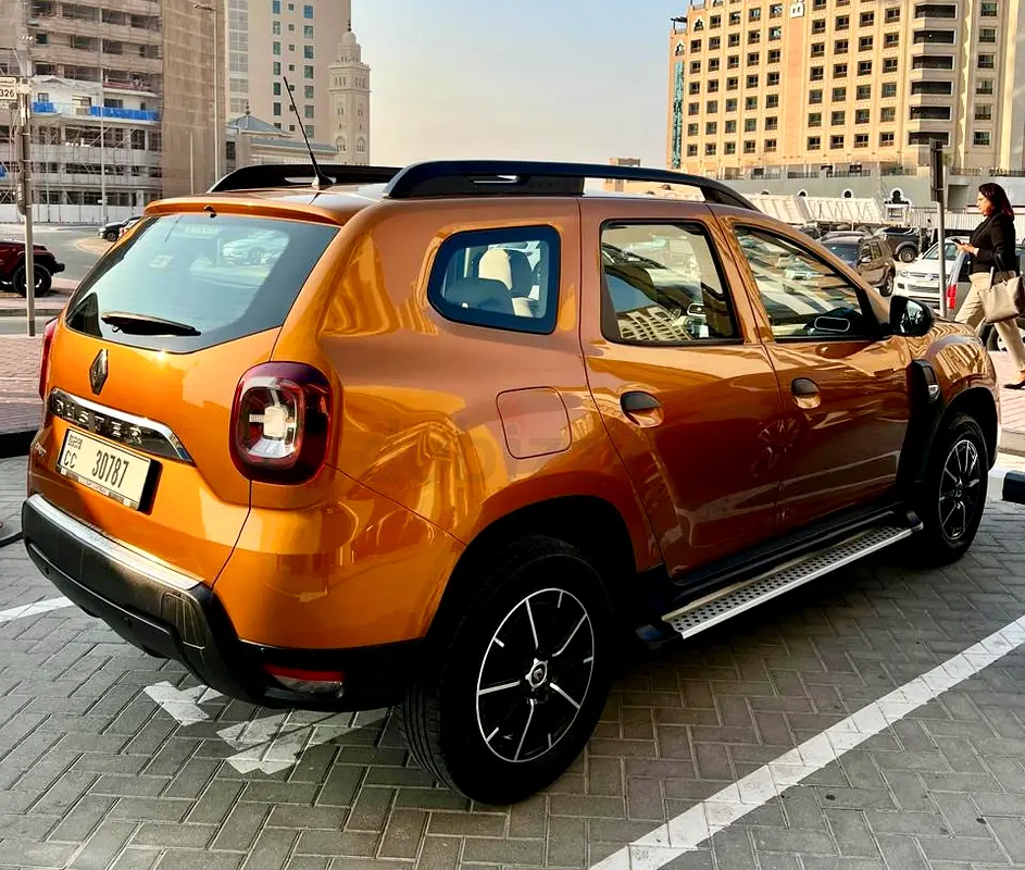 Renault duster 2020 Gcc family used car no accident - Image 6