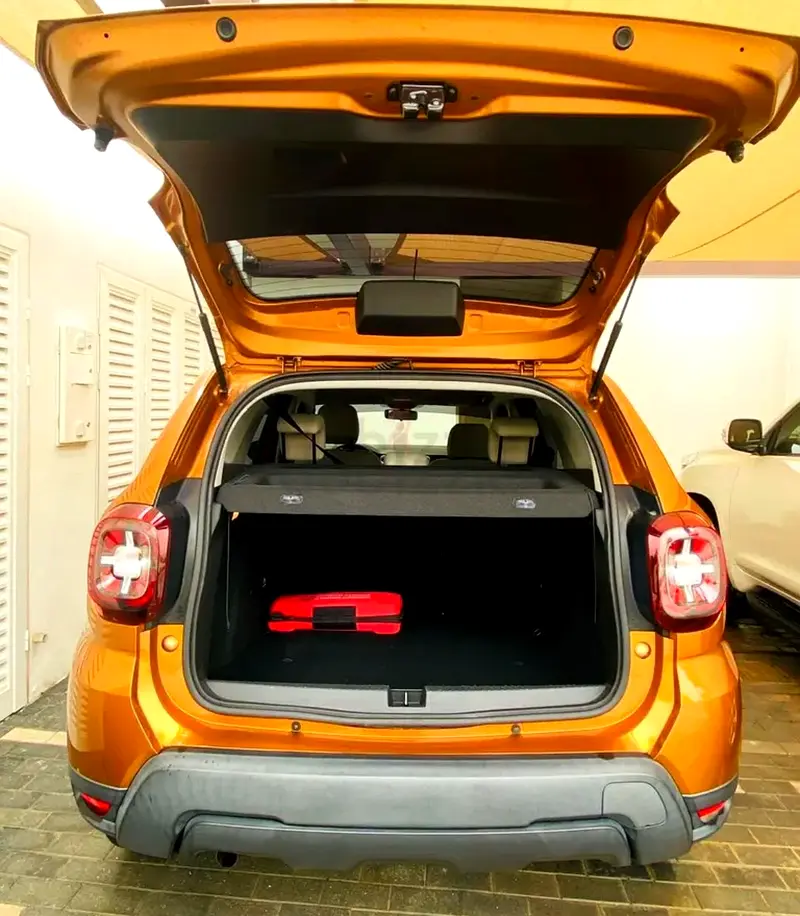 Renault duster 2020 Gcc family used car no accident - Image 7