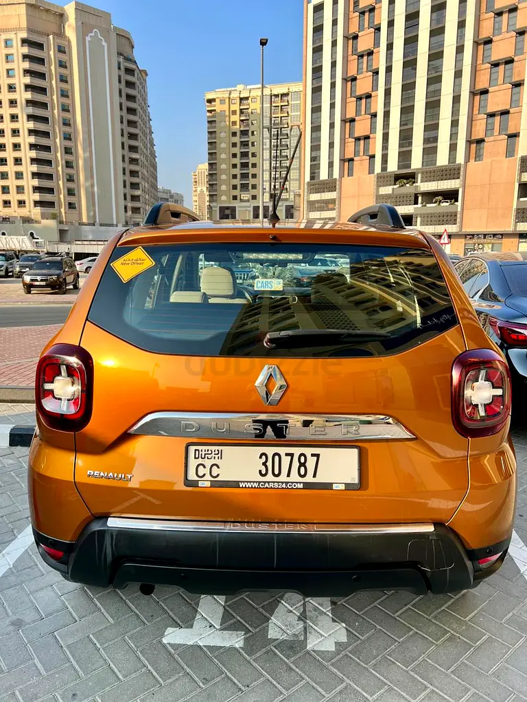 Renault duster 2020 Gcc family used car no accident - Image 9