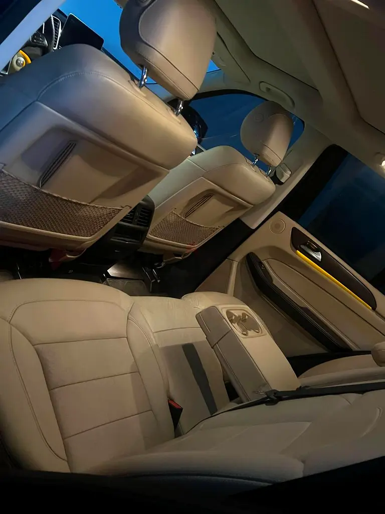 Mercedes GLE 350 2017 | American Specs | Mint Condition | Full Options | 360 Camera | Moonroof - Image 10