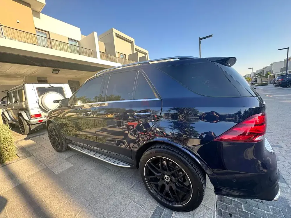 Mercedes GLE 350 2017 | American Specs | Mint Condition | Full Options | 360 Camera | Moonroof - Image 6