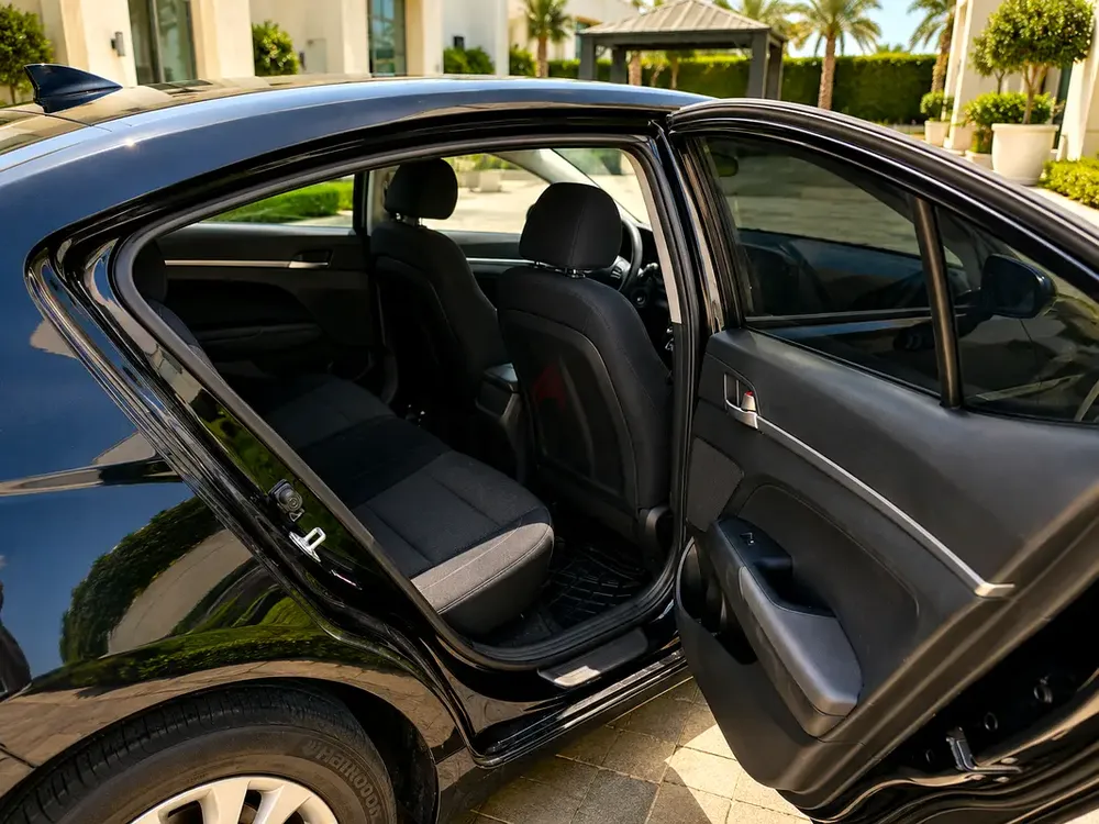 2020 Hyundai Elantra SE - American Specs - Well Maintained - Image 12