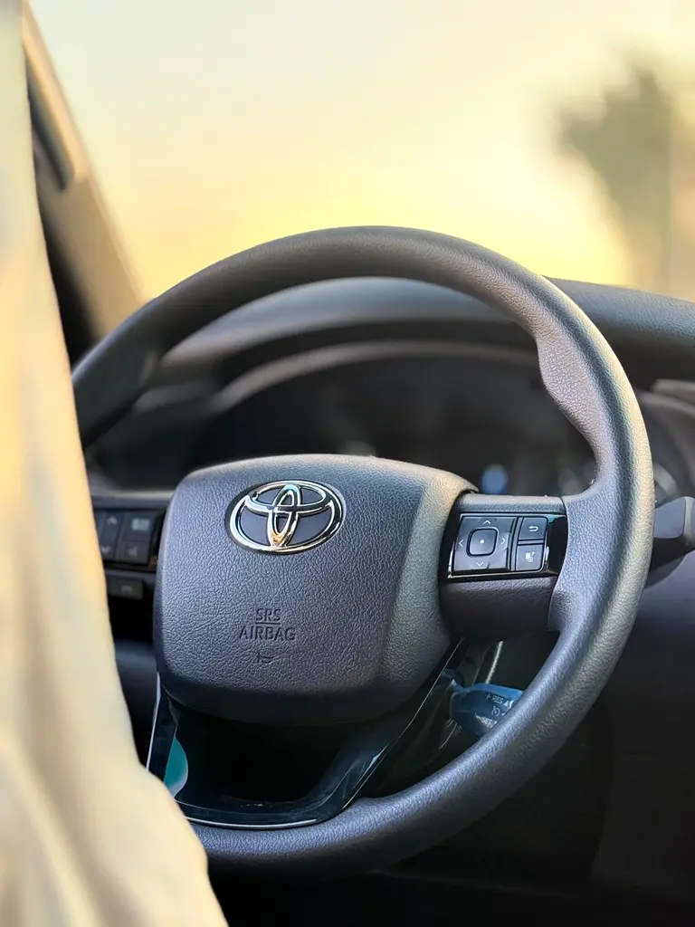TOYOTA HILUX 4.0 ADVENTURE BLACK 2026 * EXPORT ONLY * - Image 9