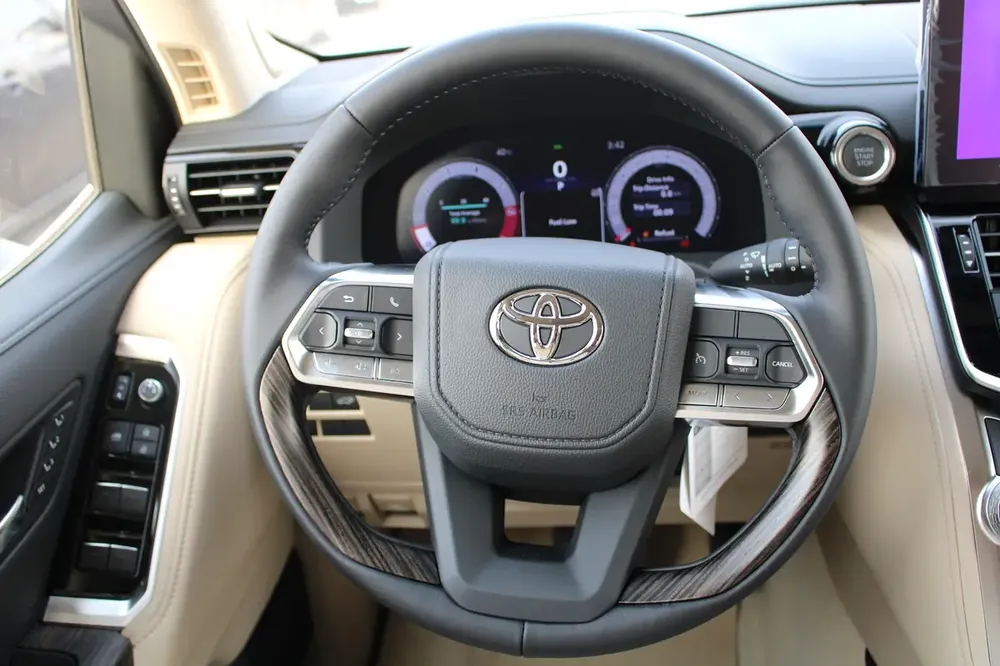 LHD - TOYOTA LANDCRUISER 300 3.5L V6 PETROL TWIN TURBO VXR - AUTO - EXPORT ALLOWED ONLY TO CONGO - Image 14