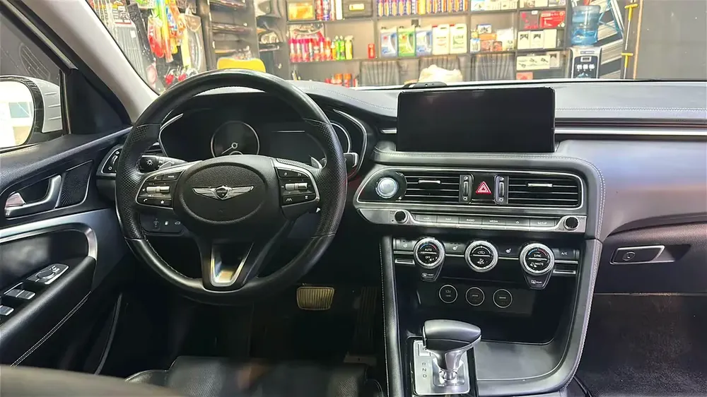 2023 Genesis G70 - Luxury Sedan - Korean Specs - Image 11
