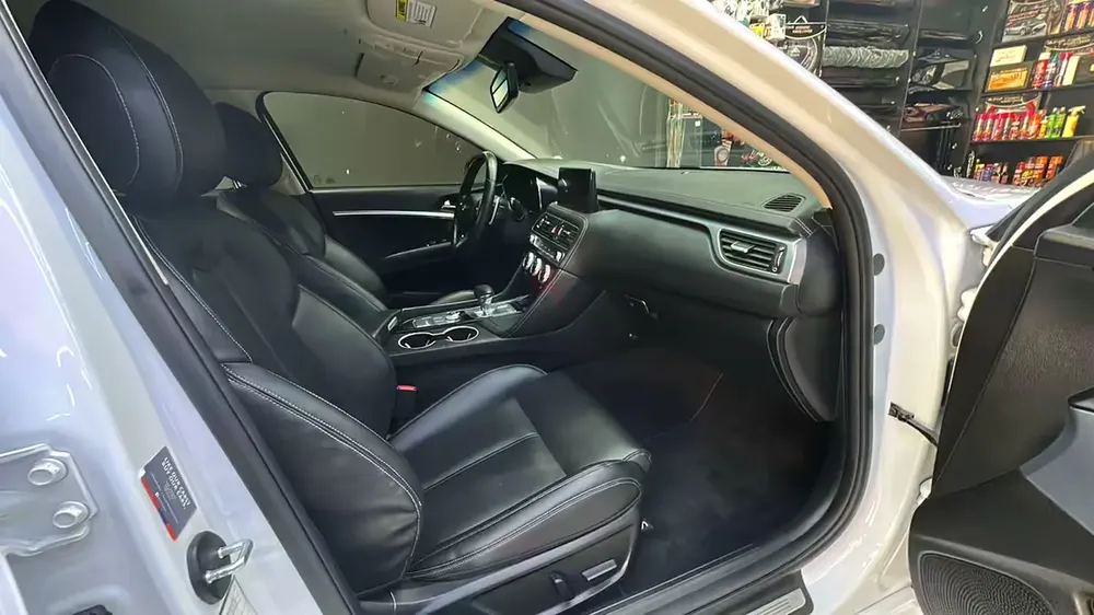 2023 Genesis G70 - Luxury Sedan - Korean Specs - Image 7