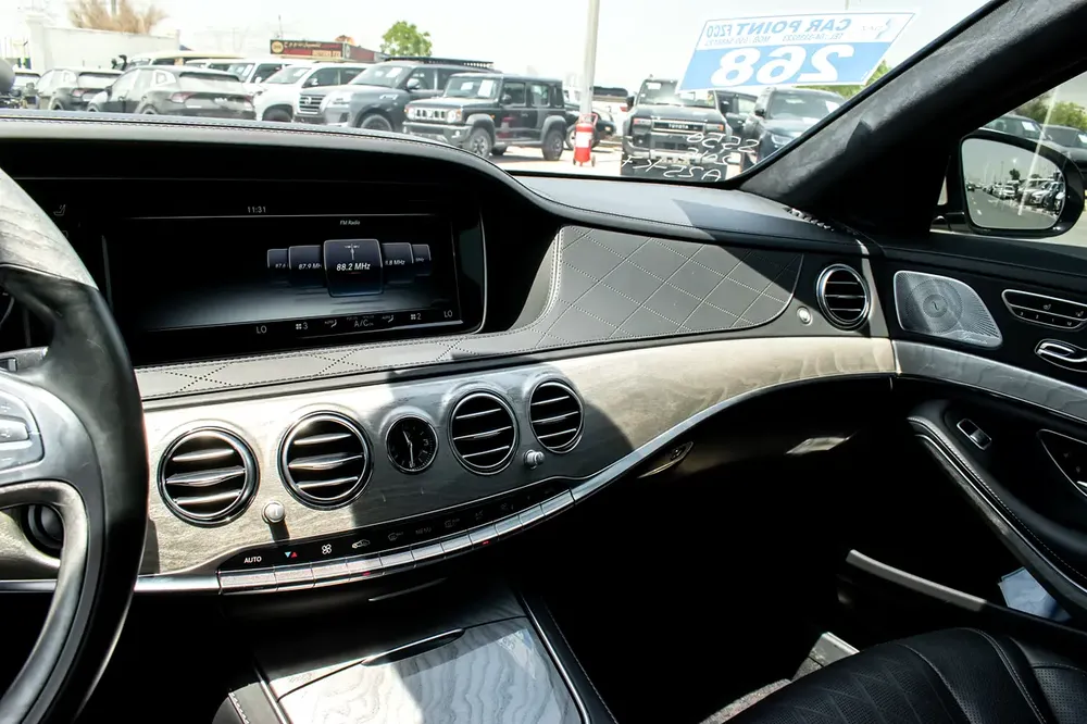 2015 - BENZ S550 - PREMIUM EDITION - ONLY 72,000 KM - Image 13