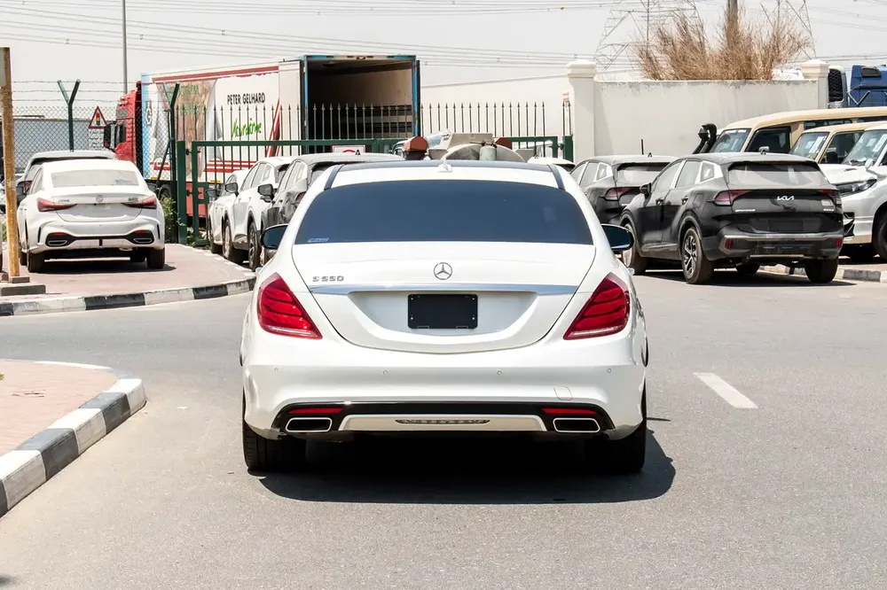 2015 - BENZ S550 - PREMIUM EDITION - ONLY 72,000 KM - Image 7