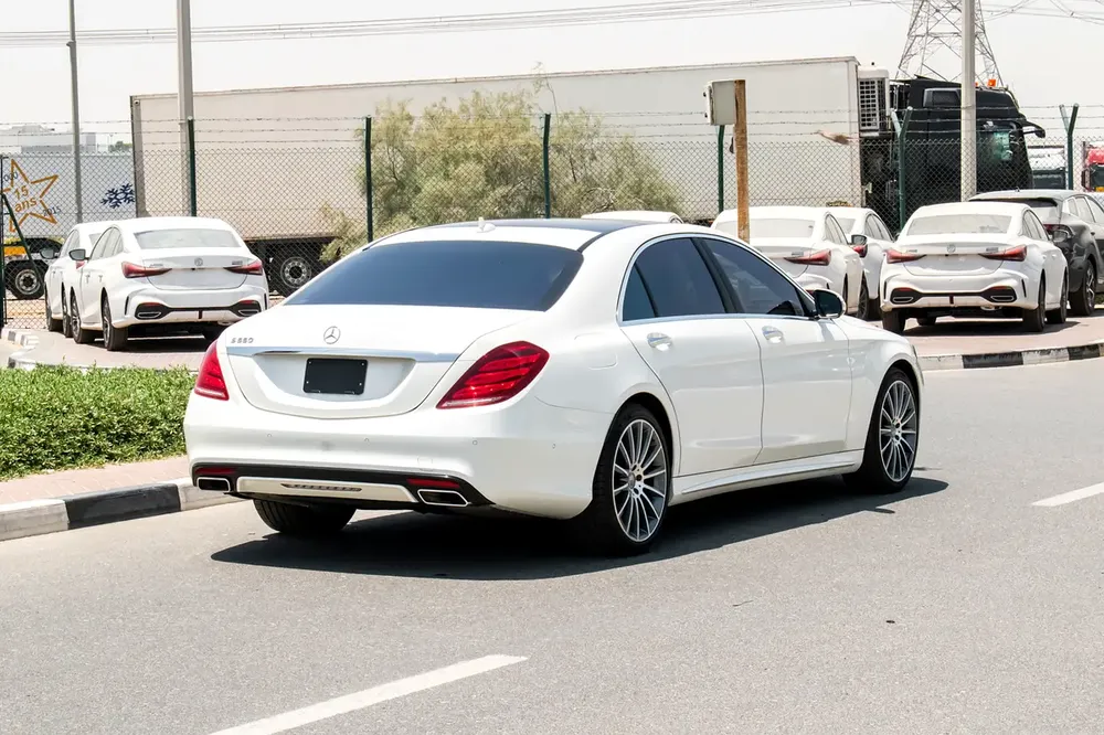 2015 - BENZ S550 - PREMIUM EDITION - ONLY 72,000 KM - Image 8