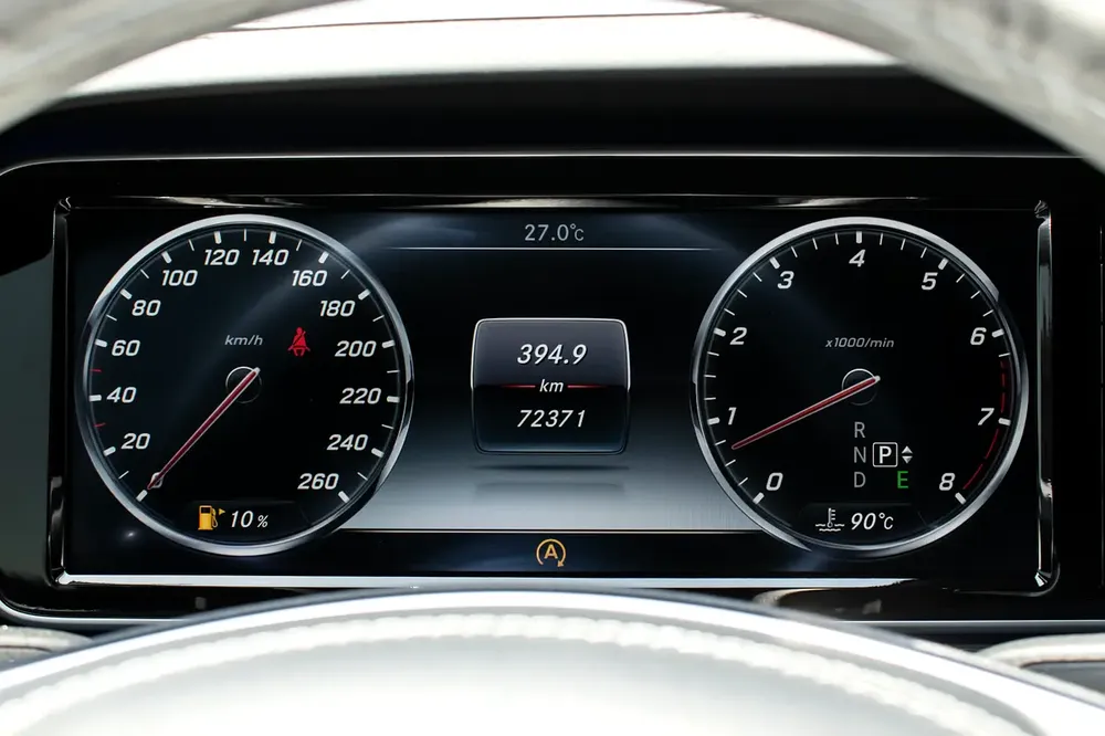 2015 - BENZ S550 - PREMIUM EDITION - ONLY 72,000 KM - Image 9
