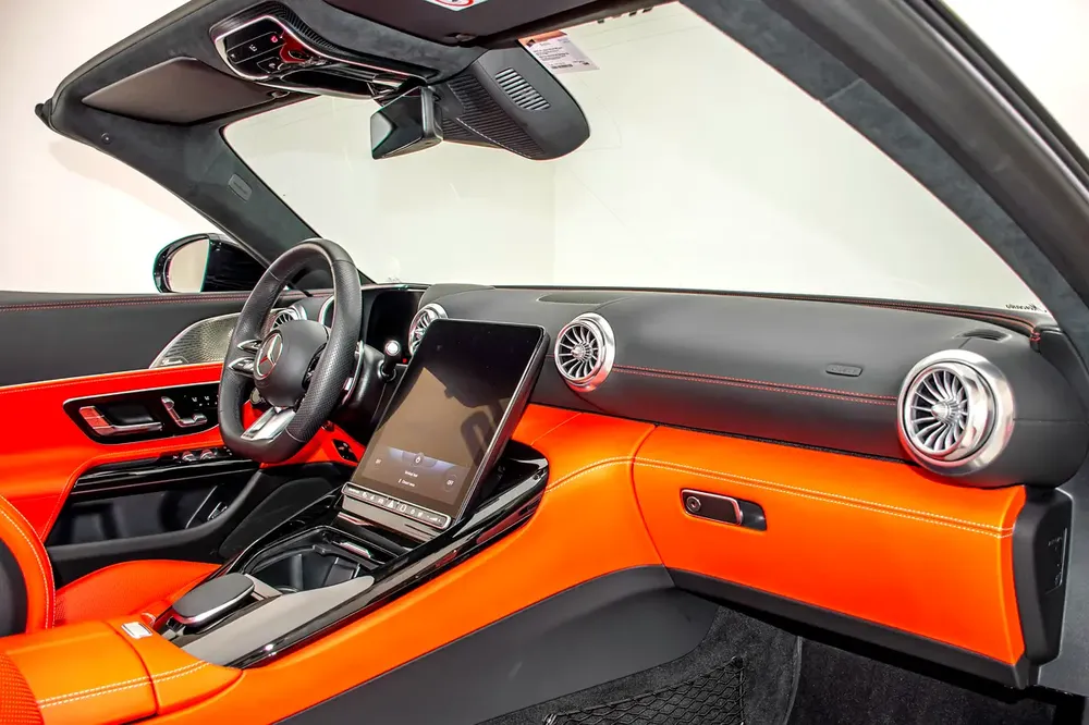 2023 Mercedes-Benz SL 43 AMG - European Specs - Full Options - Image 10