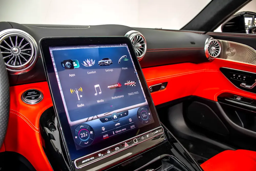 2023 Mercedes-Benz SL 43 AMG - European Specs - Full Options - Image 11