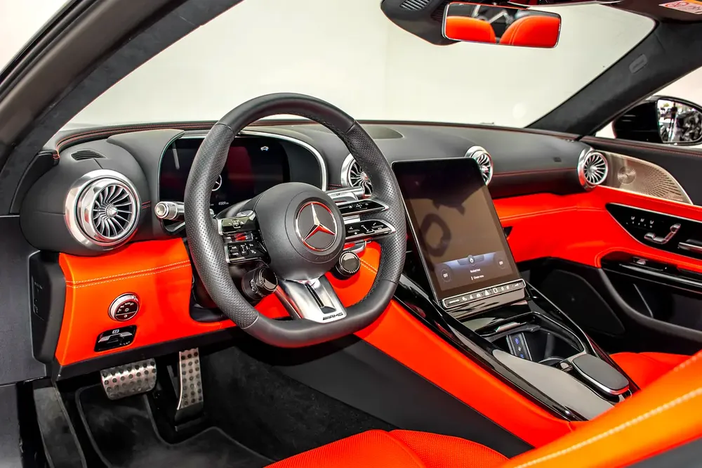 2023 Mercedes-Benz SL 43 AMG - European Specs - Full Options - Image 8