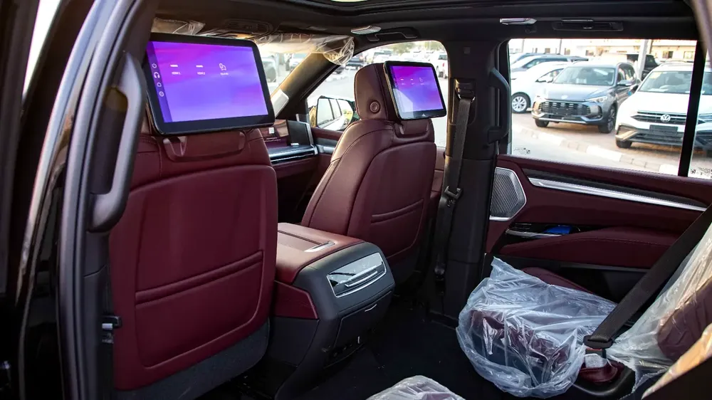 Cadillac Escalade Sport 6.2L AWD | 2025 | For Export Only - Image 13