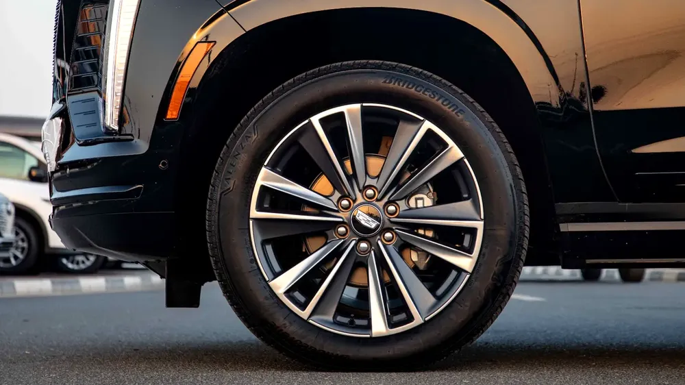 Cadillac Escalade Sport 6.2L AWD | 2025 | For Export Only - Image 8