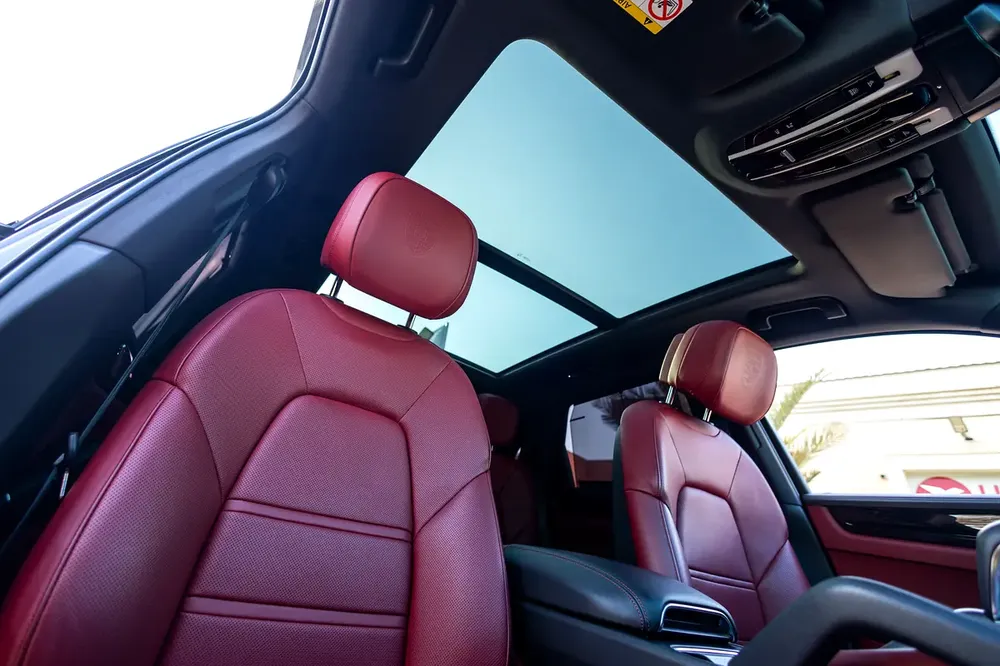 Porsche Cayenne Platinum Edition 2023 GCC | Warranty | Flexible D.P. - Image 19