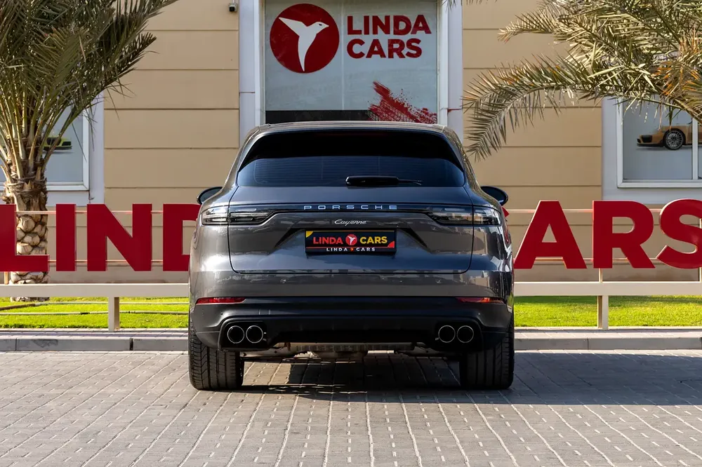 Porsche Cayenne Platinum Edition 2023 GCC | Warranty | Flexible D.P. - Image 5