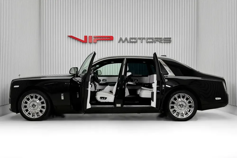 ROLLS ROYCE PHANTOM, 2019, FULL OPTIONS, EXCELLENT CONDITION - Image 8