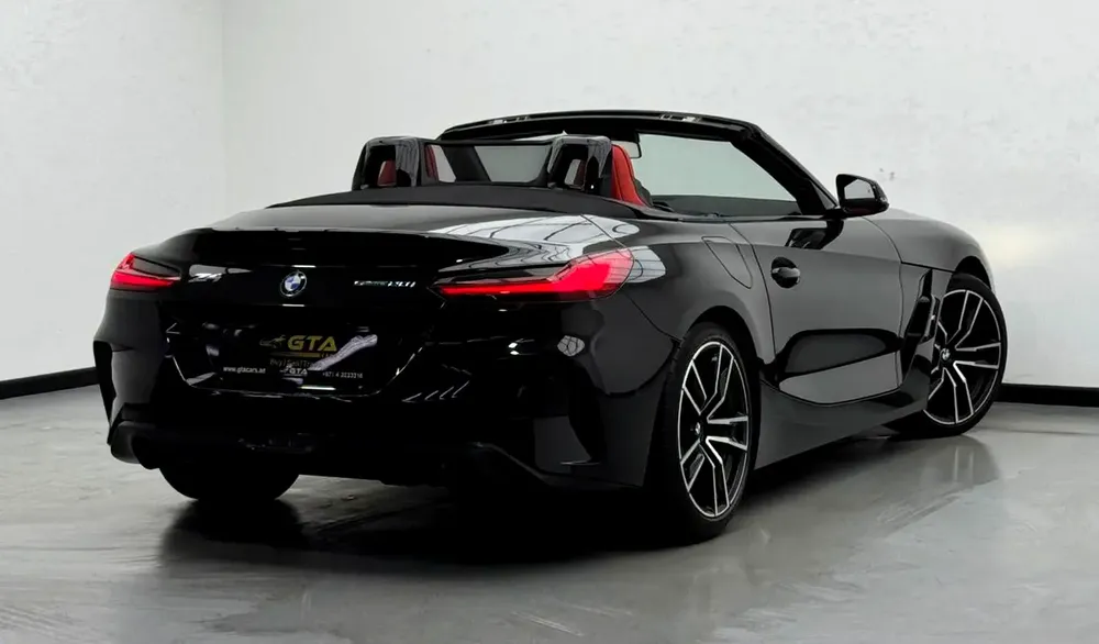 2022 BMW Z4 sDrive20i M-Sport, 2027 BMW Warranty + Service Pack, Full BMW Service History, GCC - Image 4