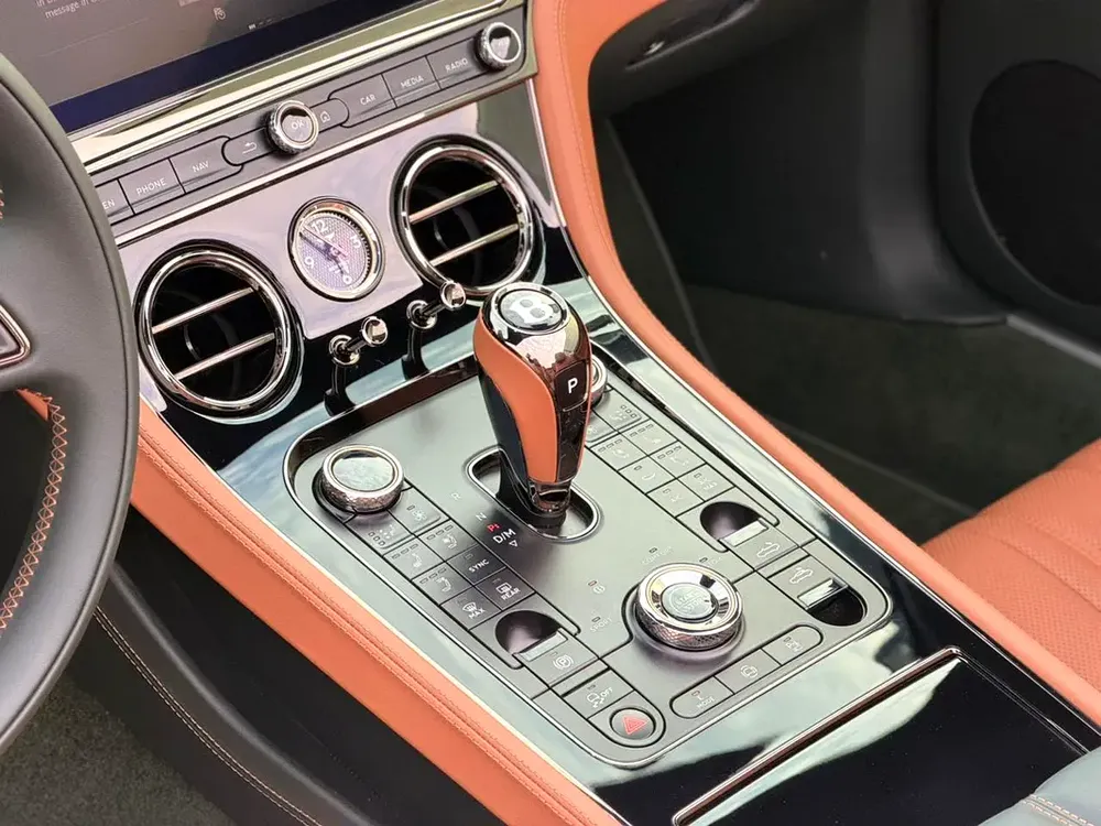Bentley Continental GTC 2026 - GCC Specs - Image 9