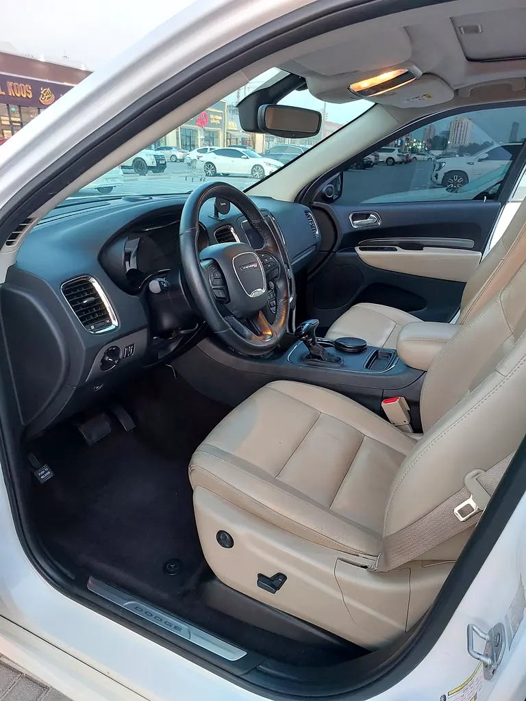 Dodge Durango gt with fsh records from agency only 68000 km! - Image 9