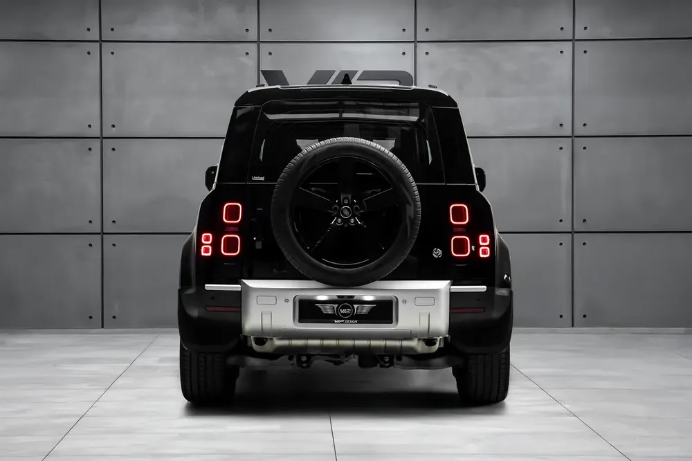 2024 Land Rover Defender 110 HSE (P400) - GCC Specs - Brand New - Image 6