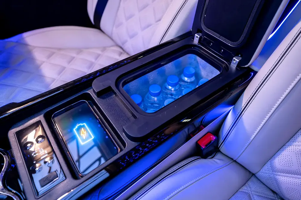 NEW ARRIVAL 2026 MODEL VIP MERCEDES GCC V300 with ADDITIONAL REAR AC - 2 Years Warranty by VLINE - Image 9