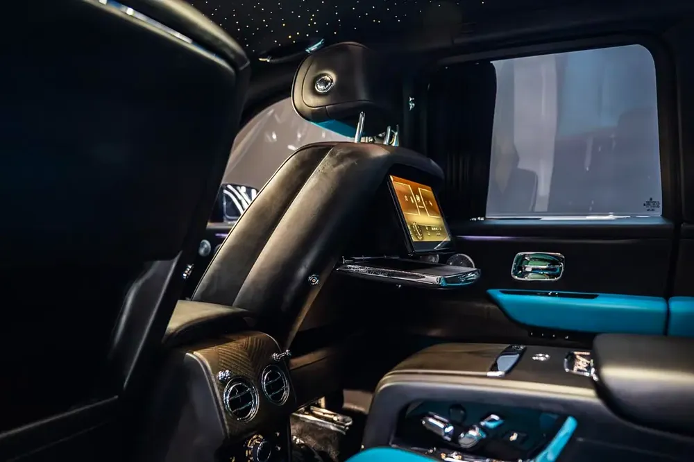 2022 Rolls-Royce Cullinan Black Badge - Facelift + Mansory Kit European Specs - Pristine Condition - Image 17