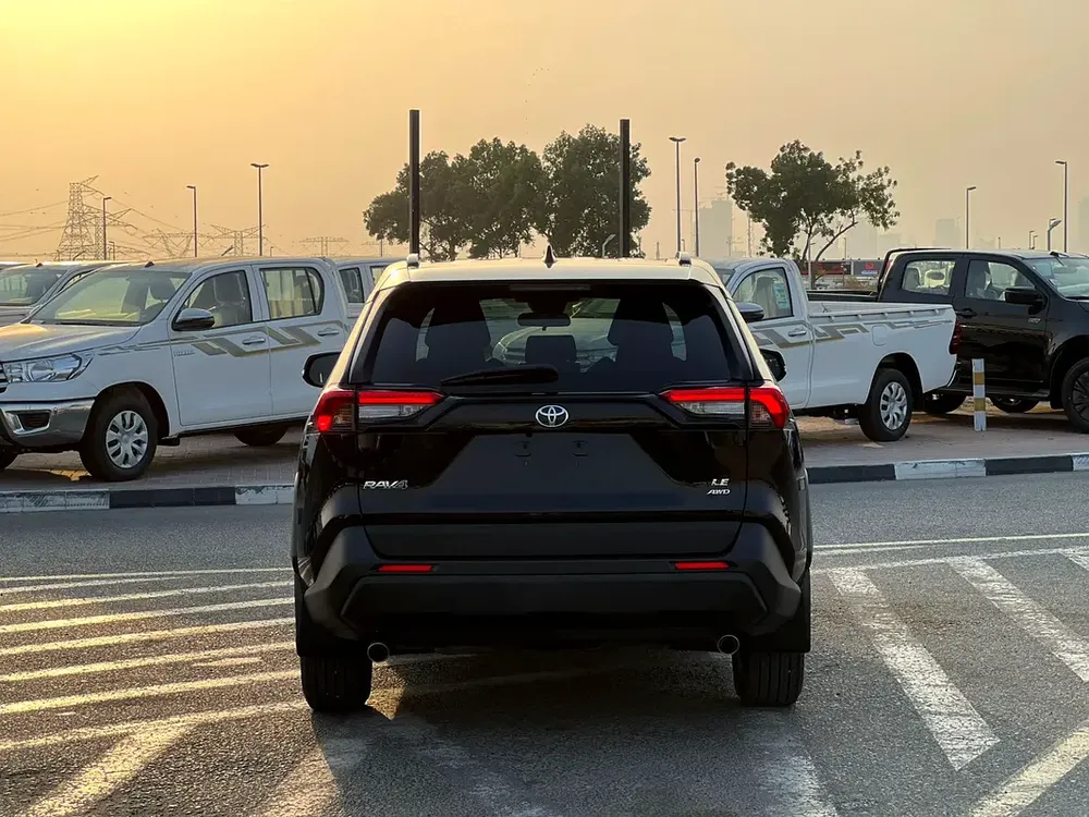 2021 Toyota Rav4 MidOption 2.5L V4 - AWD 4x4 - Rear Camera & Radar - Image 6
