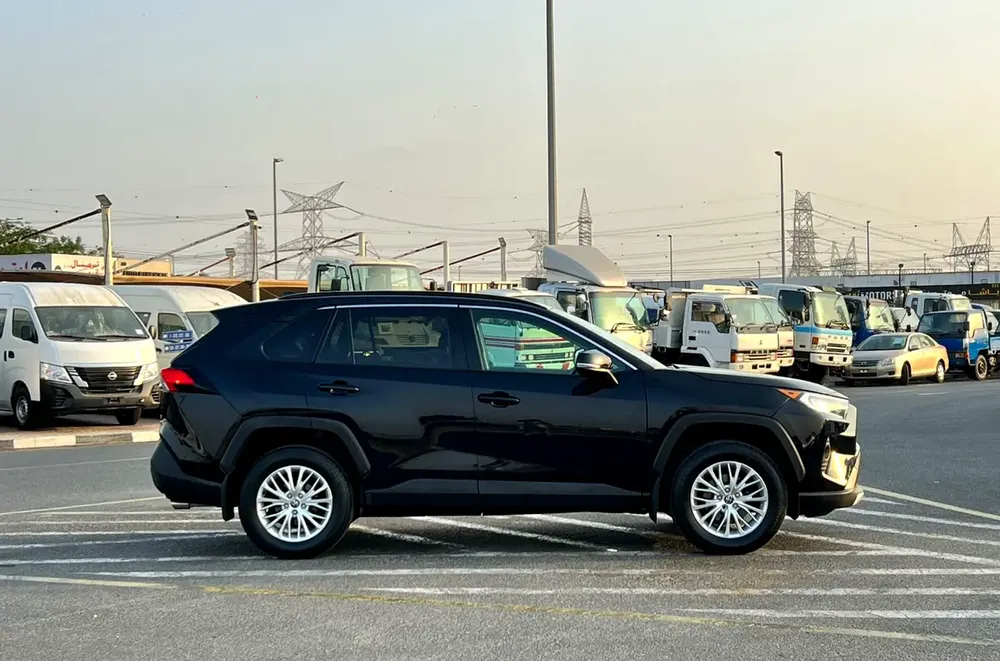 2021 Toyota Rav4 MidOption 2.5L V4 - AWD 4x4 - Rear Camera & Radar - Image 9