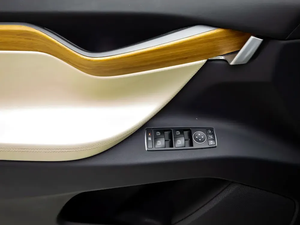 2019 | Tesla | Model X | Performance Ludicrous | GCC Spec - Image 19