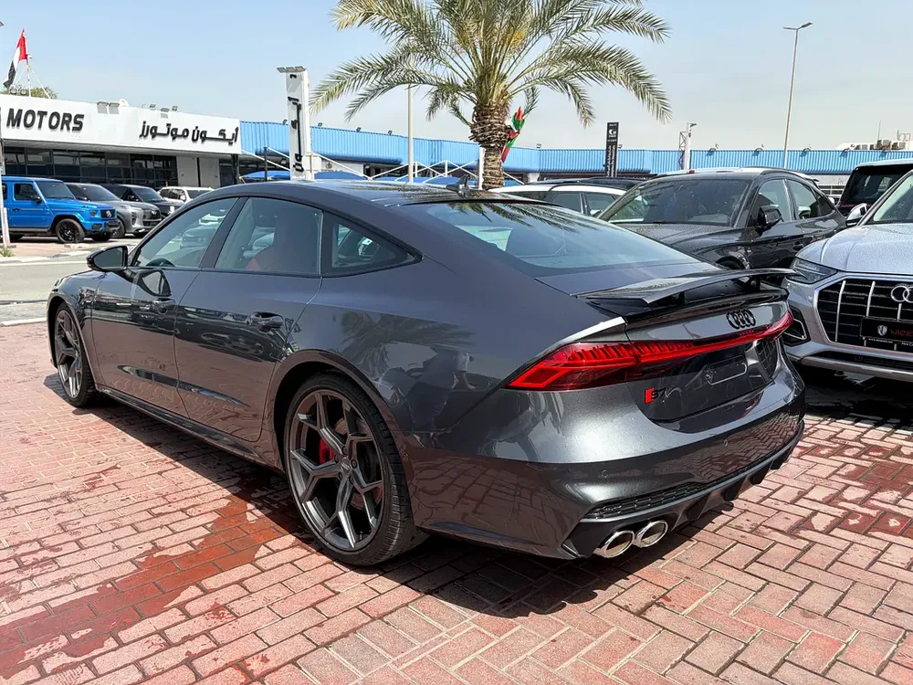 2024 Audi S7 4.0 TFSI quattro - GCC Specs - Brand New - Image 6