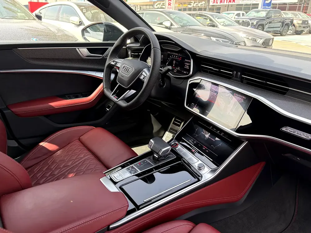 2024 Audi S7 4.0 TFSI quattro - GCC Specs - Brand New - Image 9